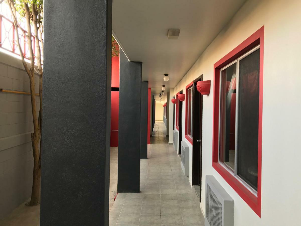 Motel El Refugio Тіхуана Екстер'єр фото